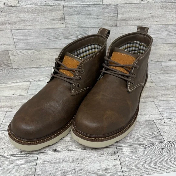 Like New- Men’s Buffalo David Bitton Metcalf Chukka Boots Brown Sz 8.5 - Picture 1 of 11